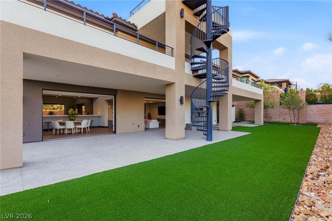 11262 San Terrazo Place