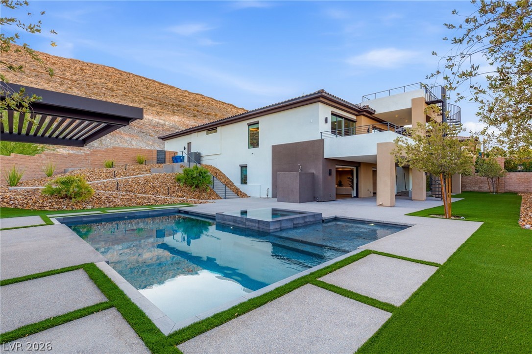 11262 San Terrazo Place