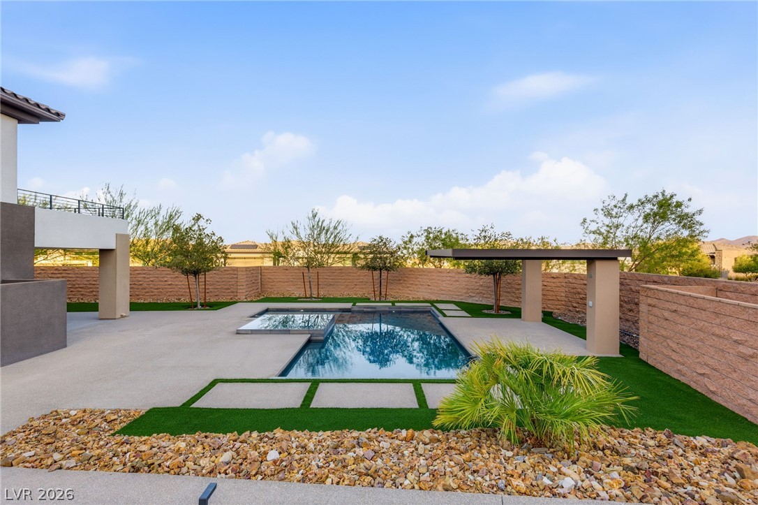 11262 San Terrazo Place