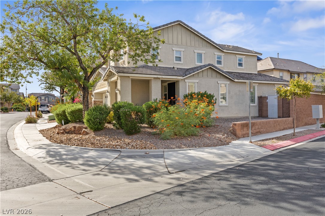 16 Yellow Peak Avenue
