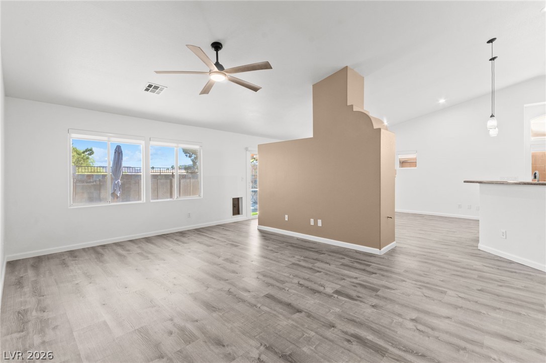 1030 Kings View Court