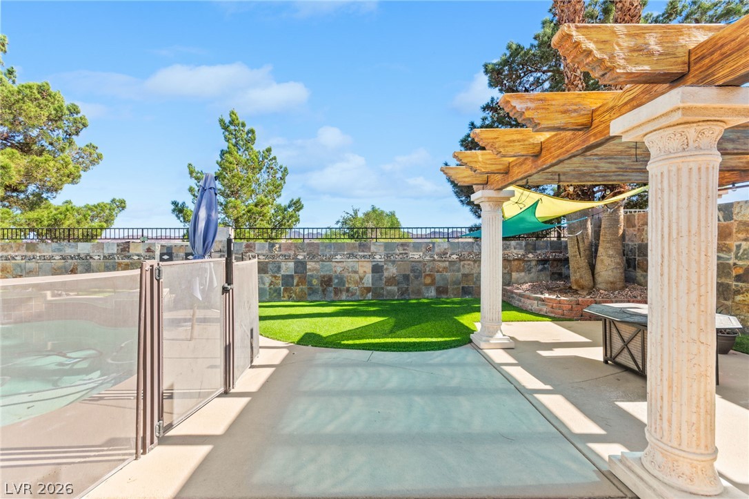 1030 Kings View Court
