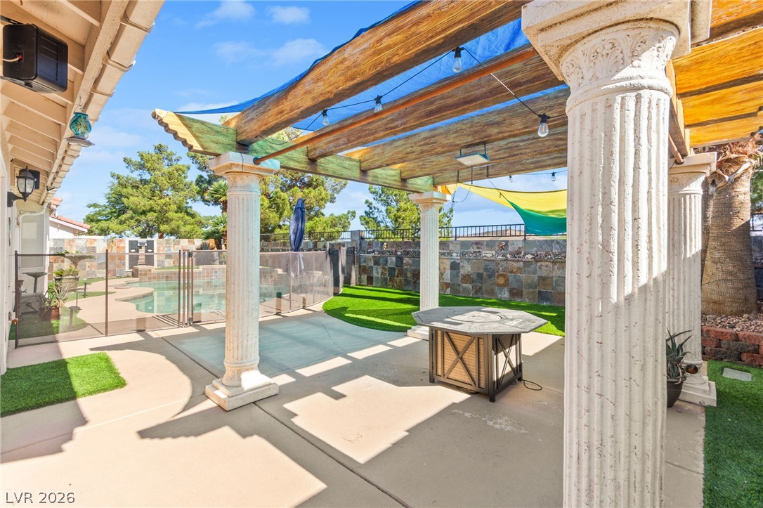 1030 Kings View Court