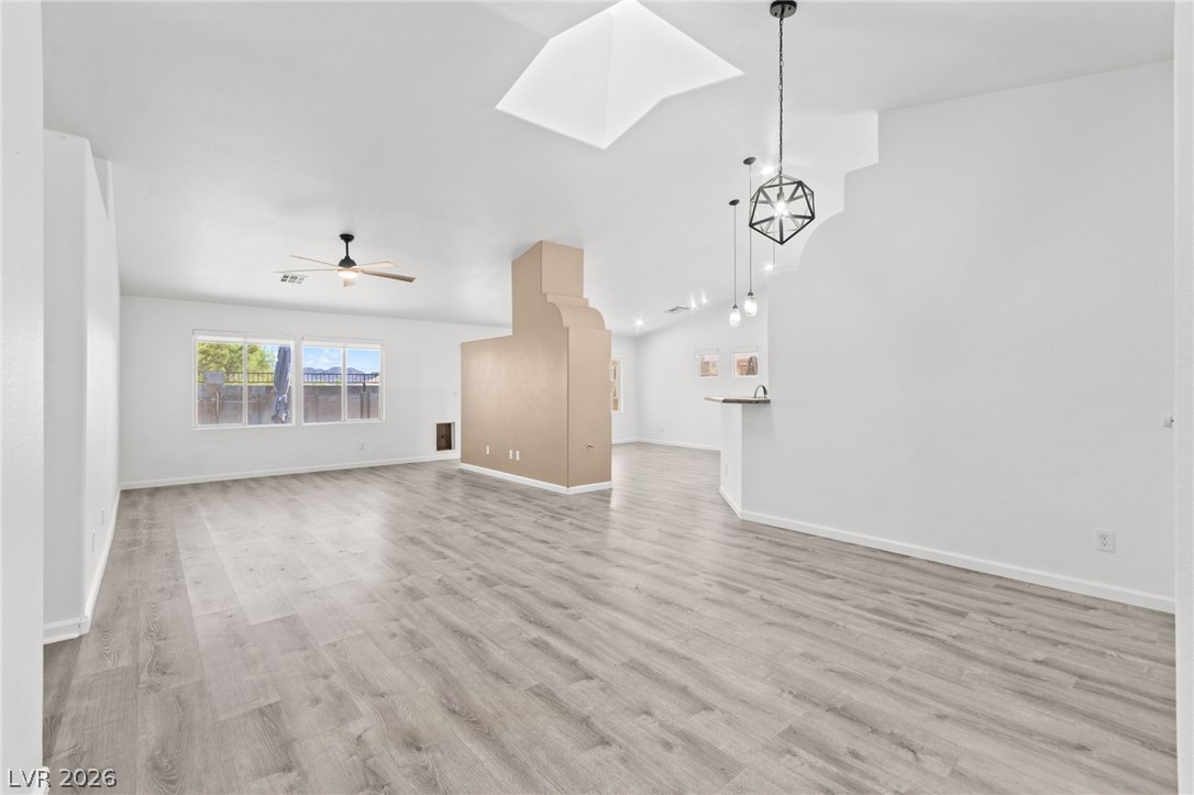 1030 Kings View Court