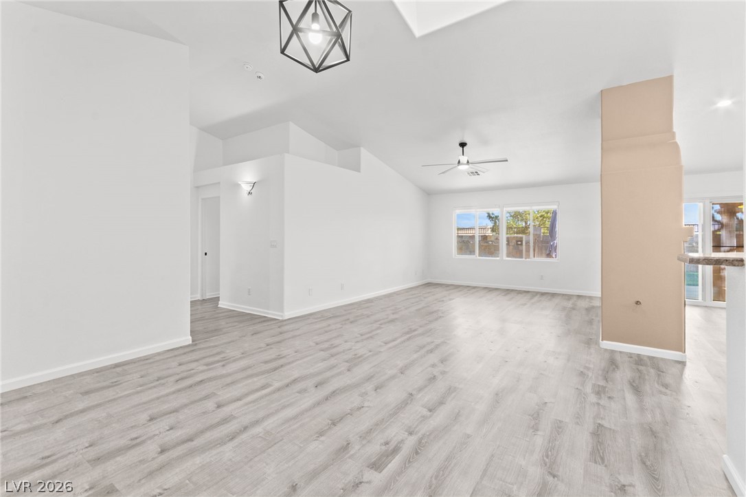 1030 Kings View Court