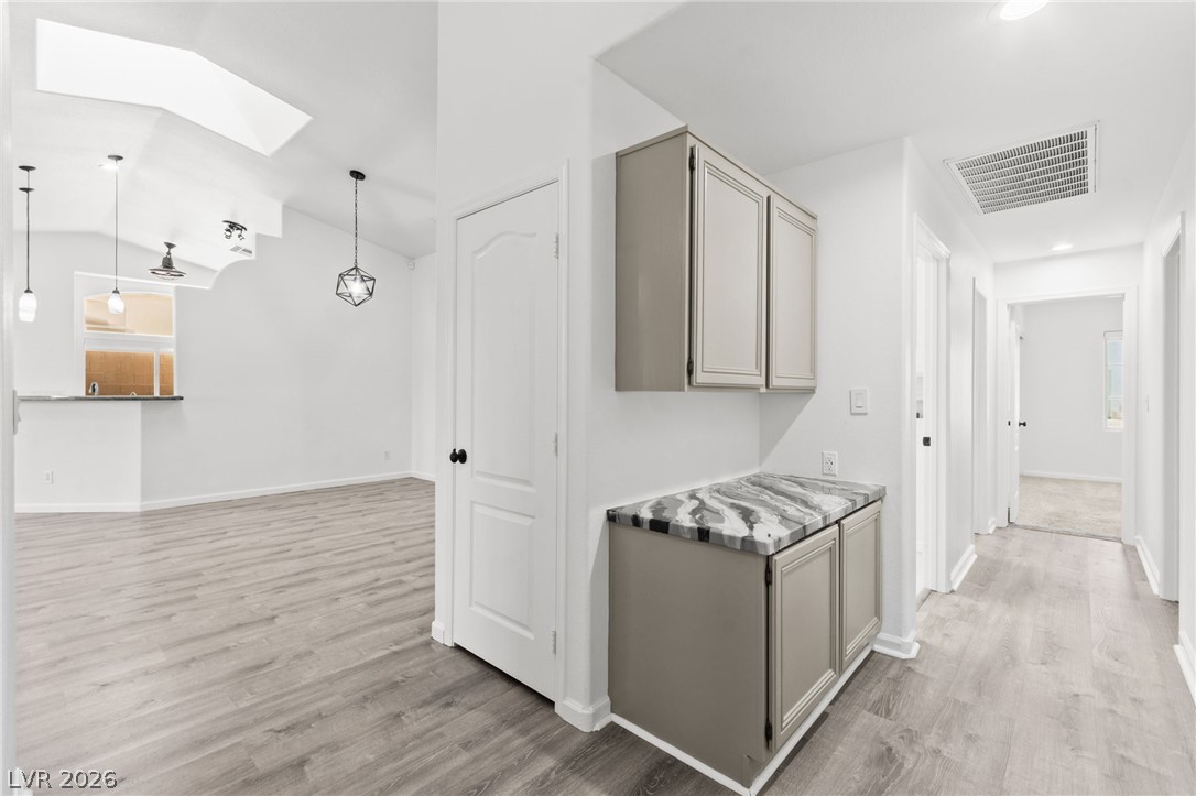 1030 Kings View Court
