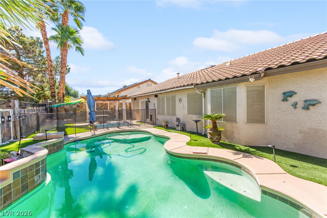 1030 Kings View Court