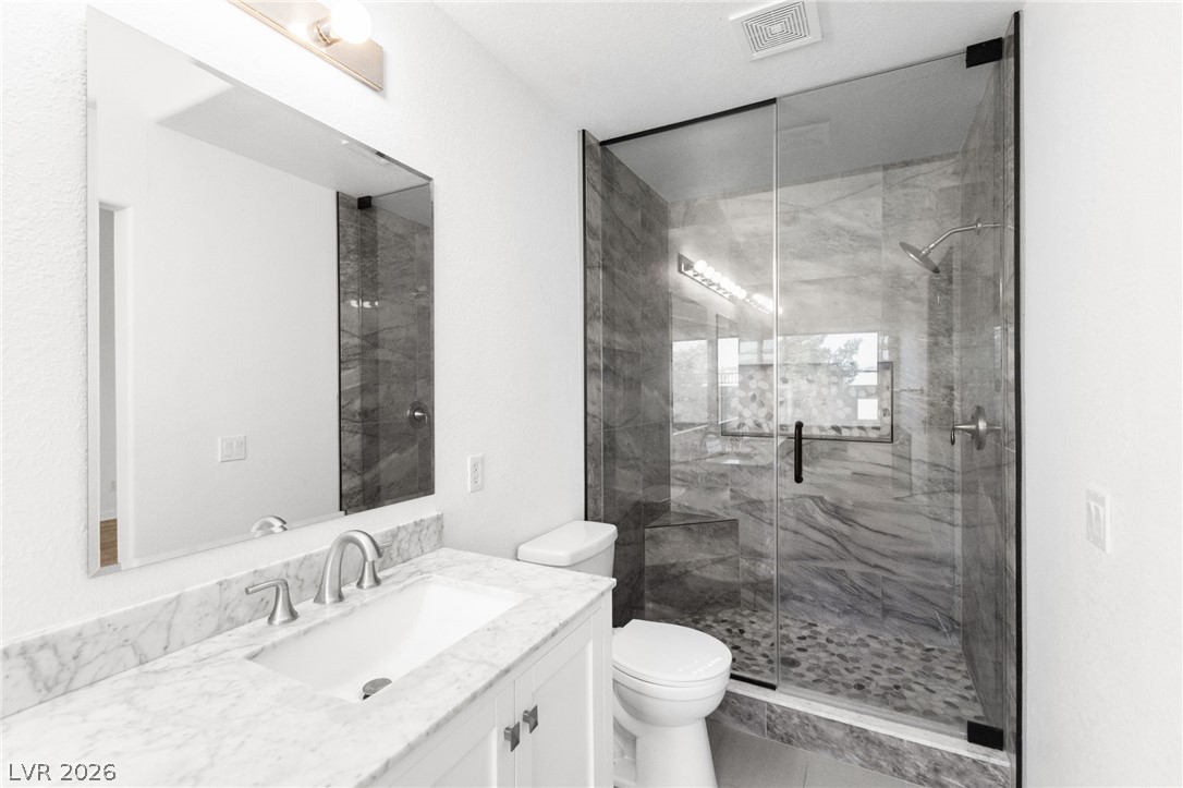 1030 Kings View Court