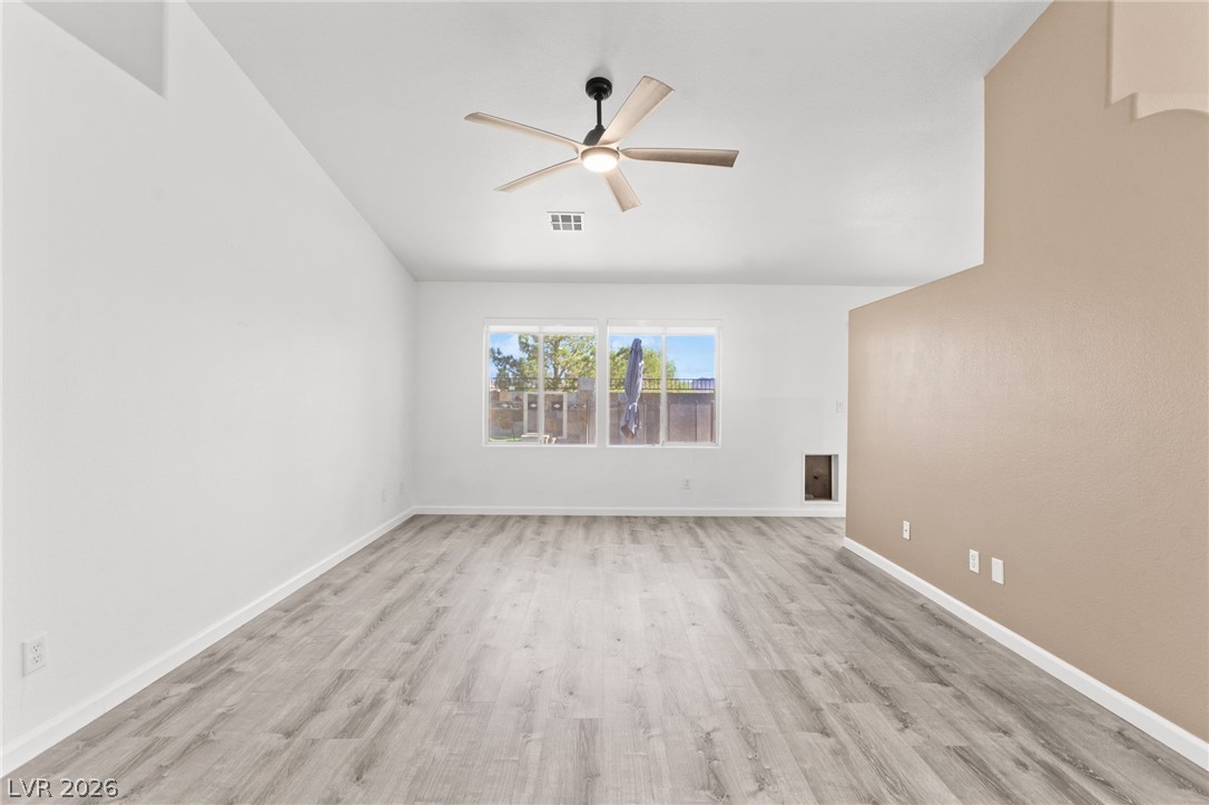 1030 Kings View Court
