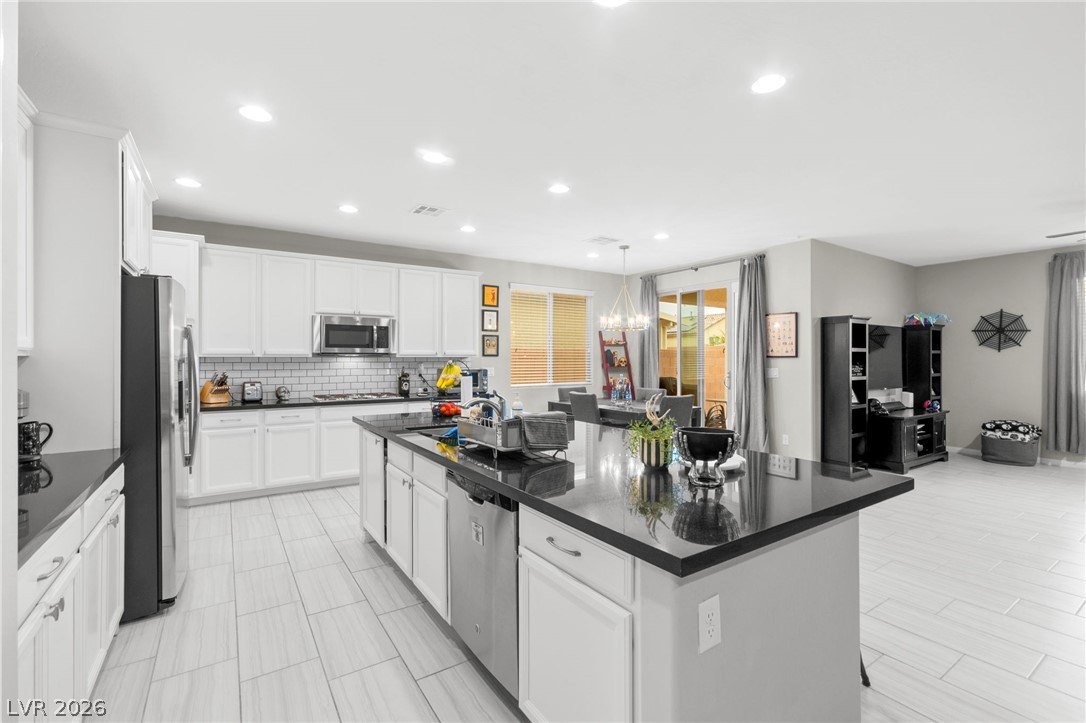 7148 Flora Lam Street