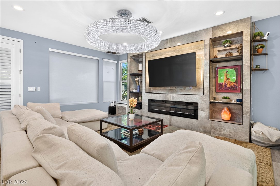 8413 Willow Point Court