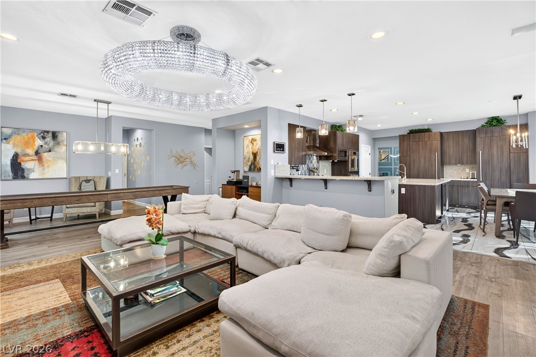 8413 Willow Point Court
