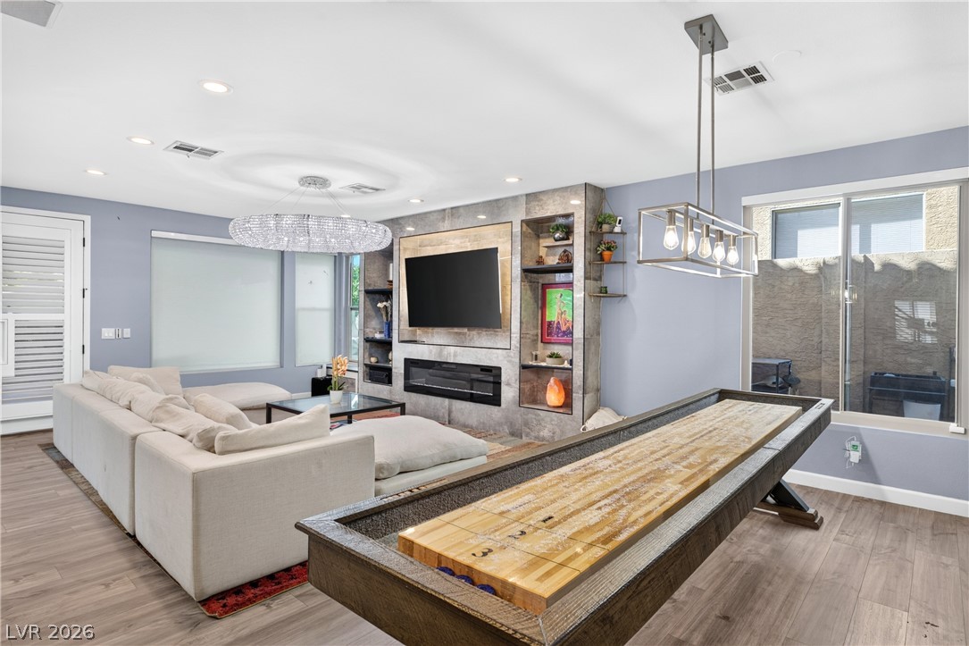 8413 Willow Point Court