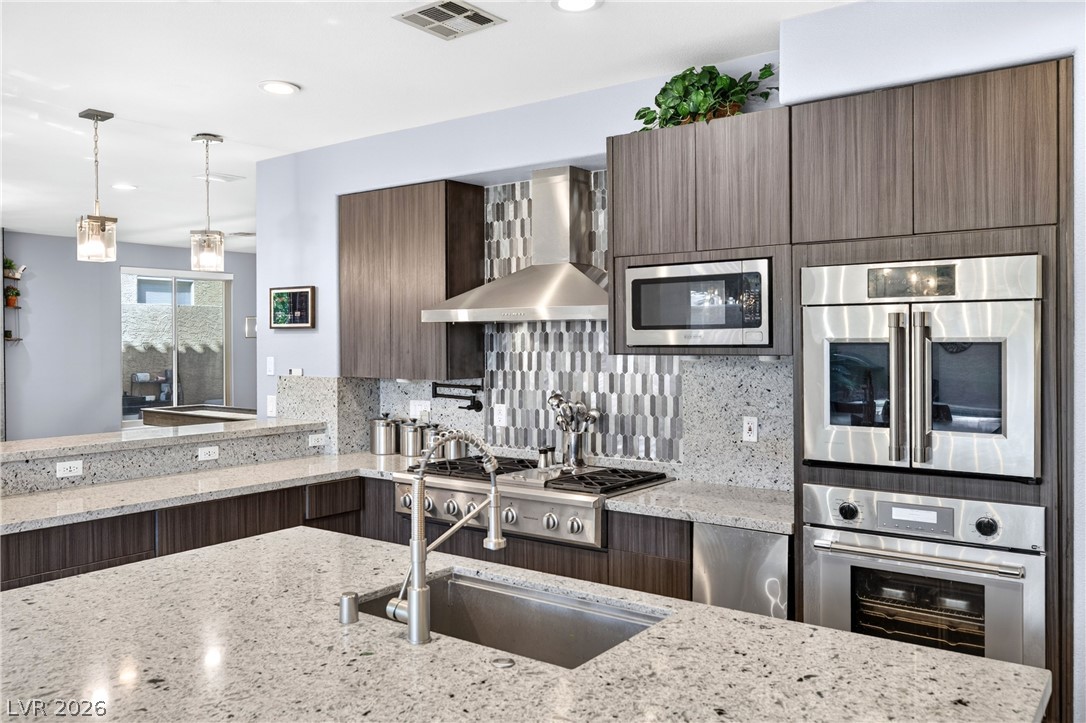 8413 Willow Point Court
