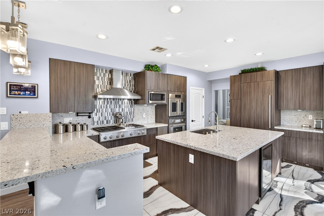 8413 Willow Point Court