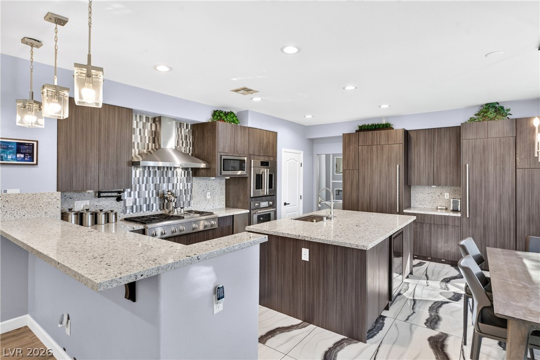 8413 Willow Point Court