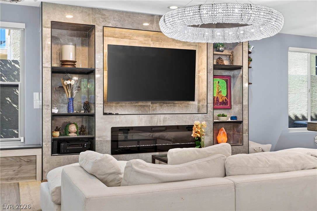8413 Willow Point Court