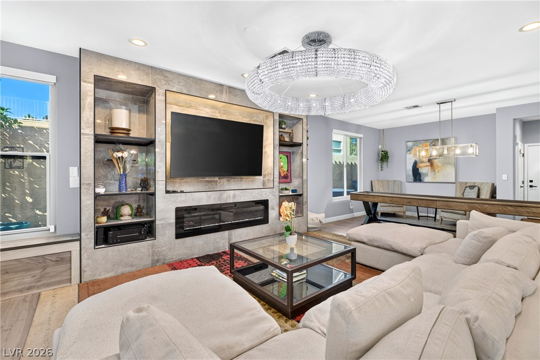 8413 Willow Point Court