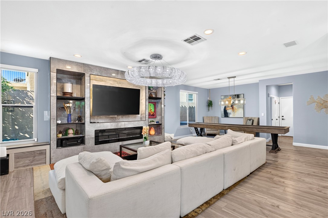 8413 Willow Point Court
