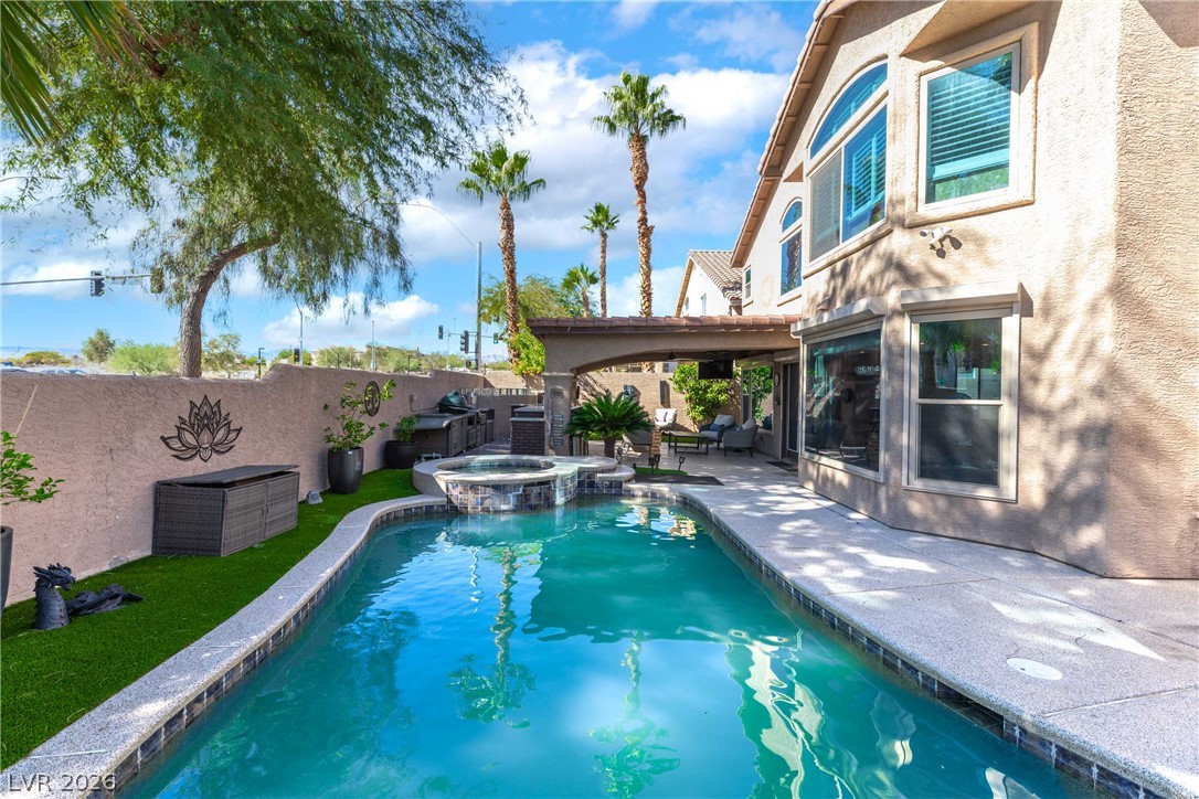 8413 Willow Point Court