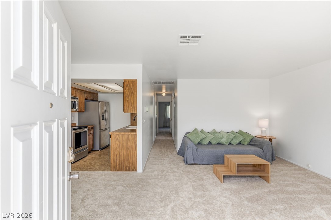 1101 Willow Tree Drive D