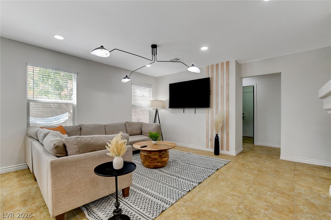 457 Compo Avenue