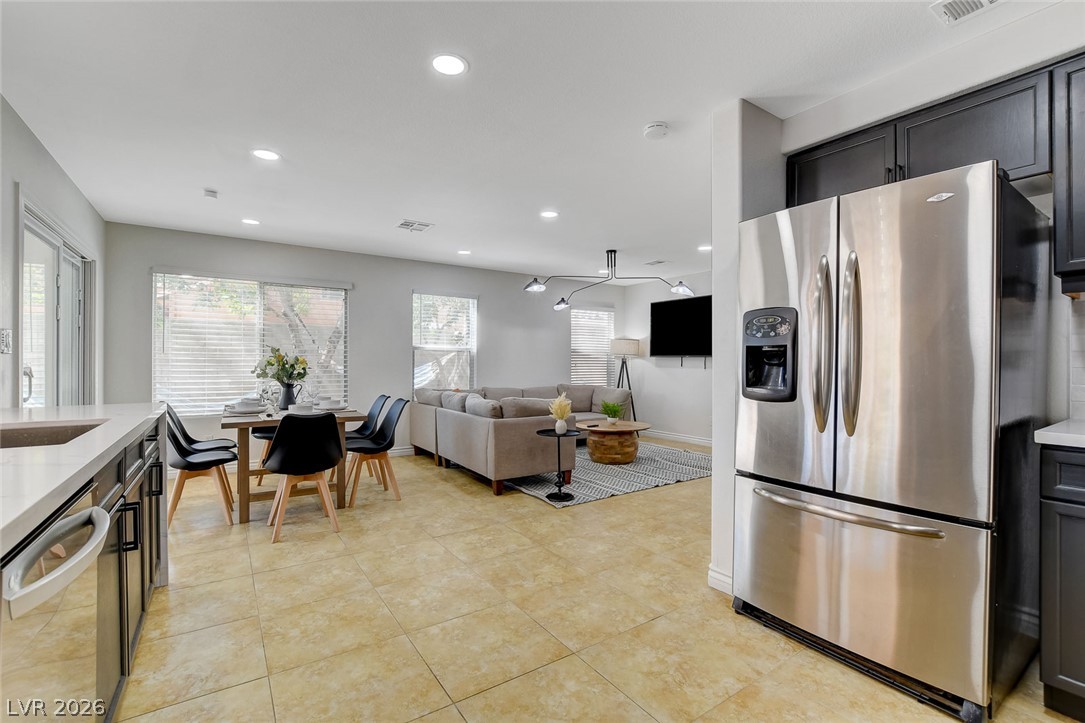 457 Compo Avenue
