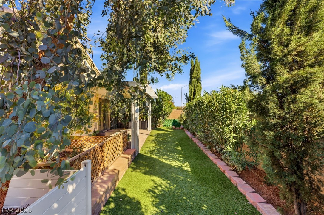 5127 Morning Splash Avenue