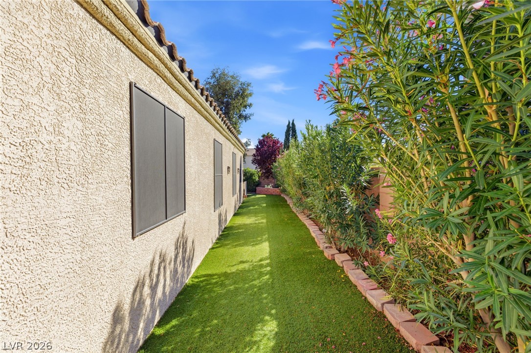 5127 Morning Splash Avenue