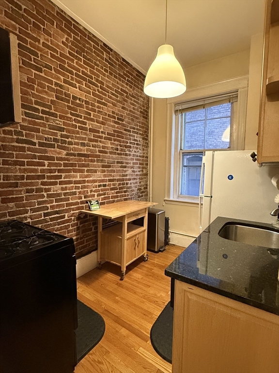 39 Revere St # 2