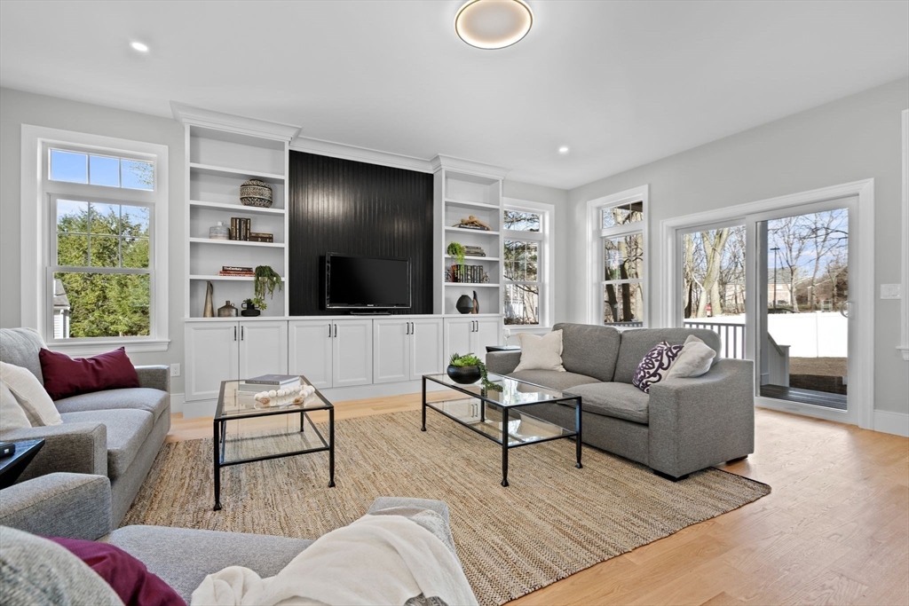17 Puritan Road