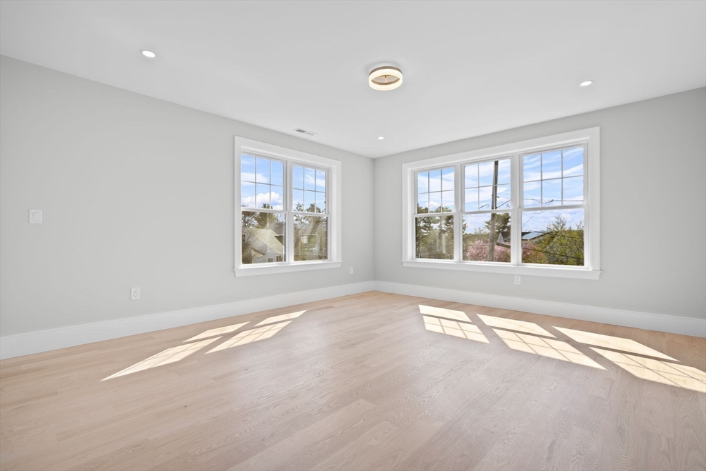 17 Puritan Road