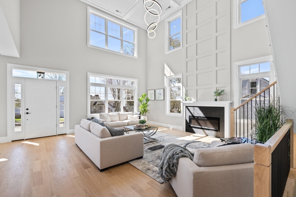 17 Puritan Road