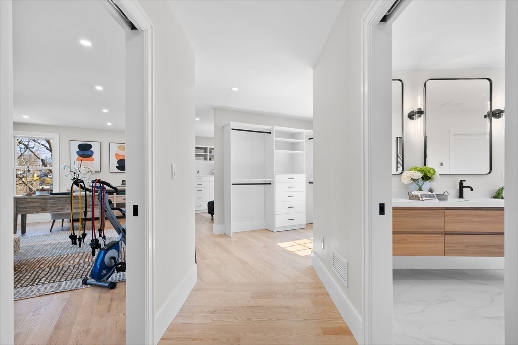 17 Puritan Road