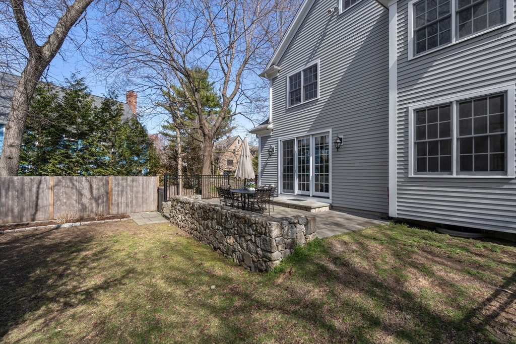 22 Oakencroft Rd