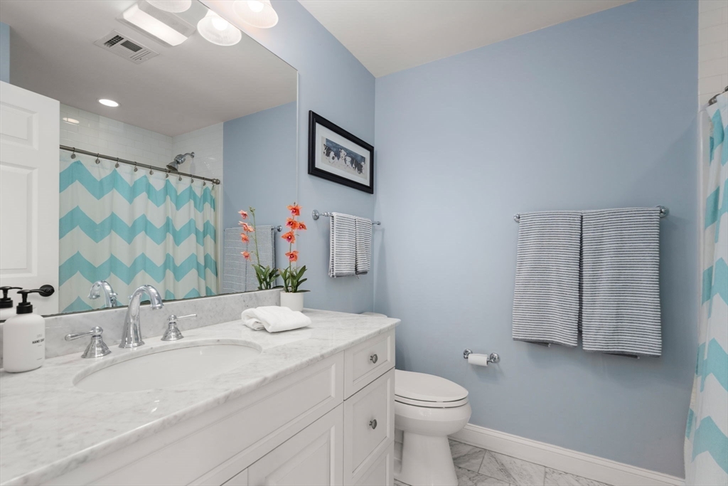 22 Oakencroft Rd