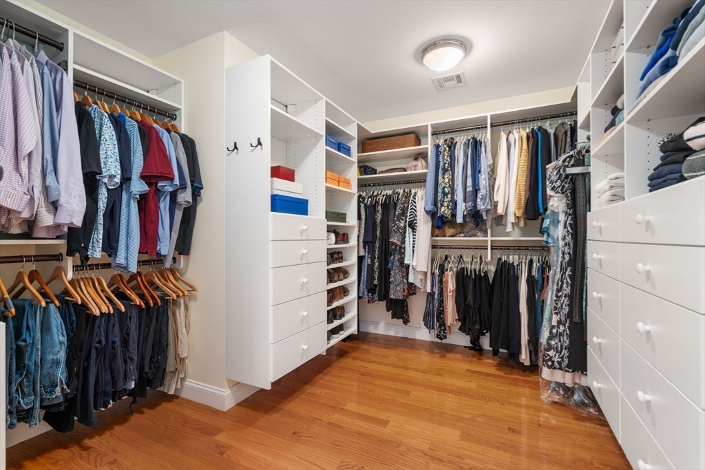 22 Oakencroft Rd