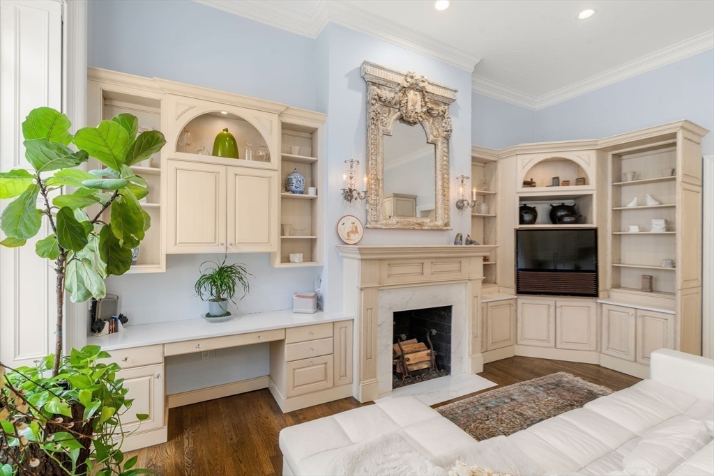 168 Beacon St # 1
