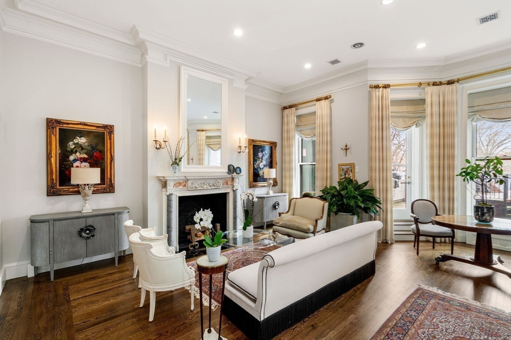 168 Beacon St # 1