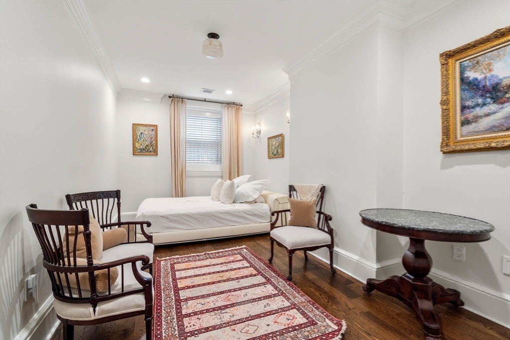 168 Beacon St # 1