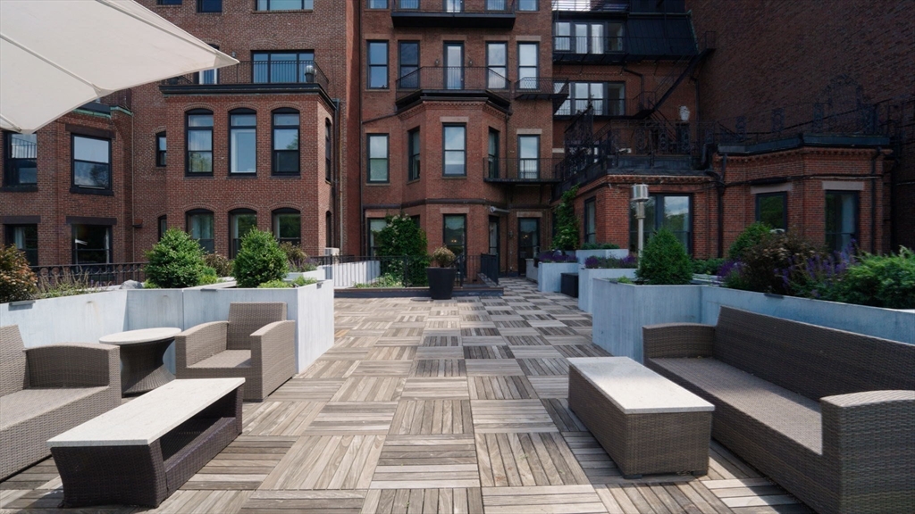 168 Beacon St # 1
