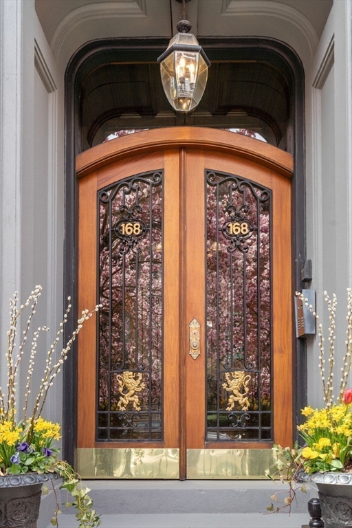 168 Beacon St # 1