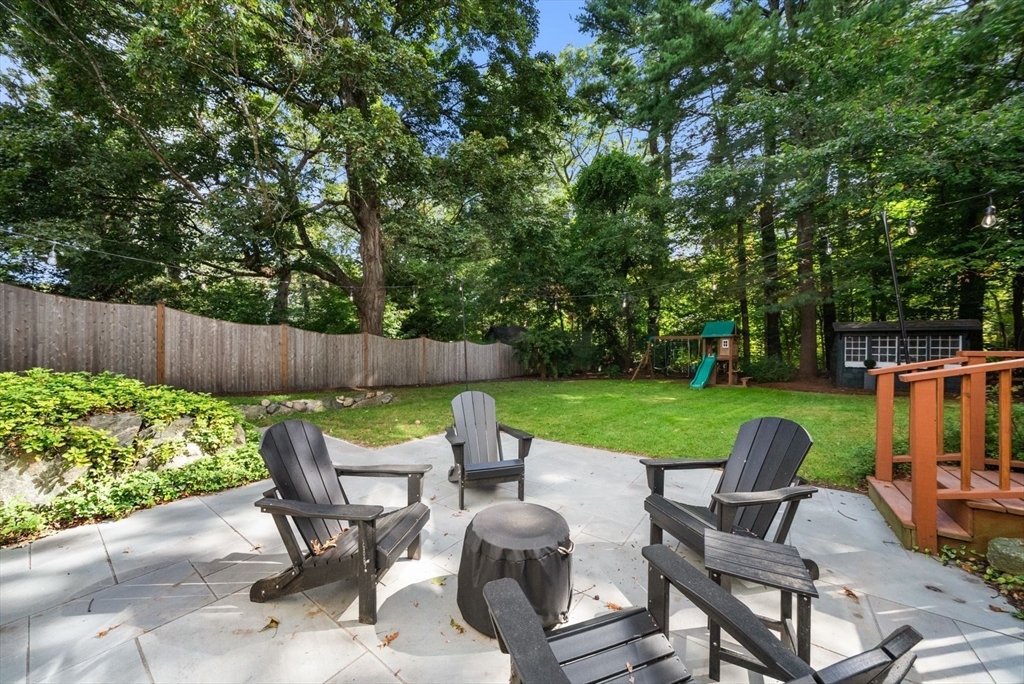 48 Golden Ball Road