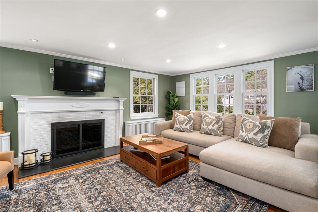48 Sunset Rd