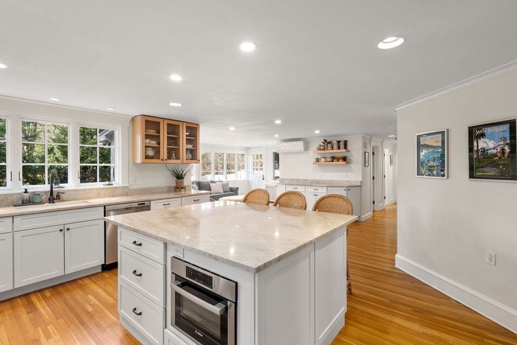 48 Sunset Rd