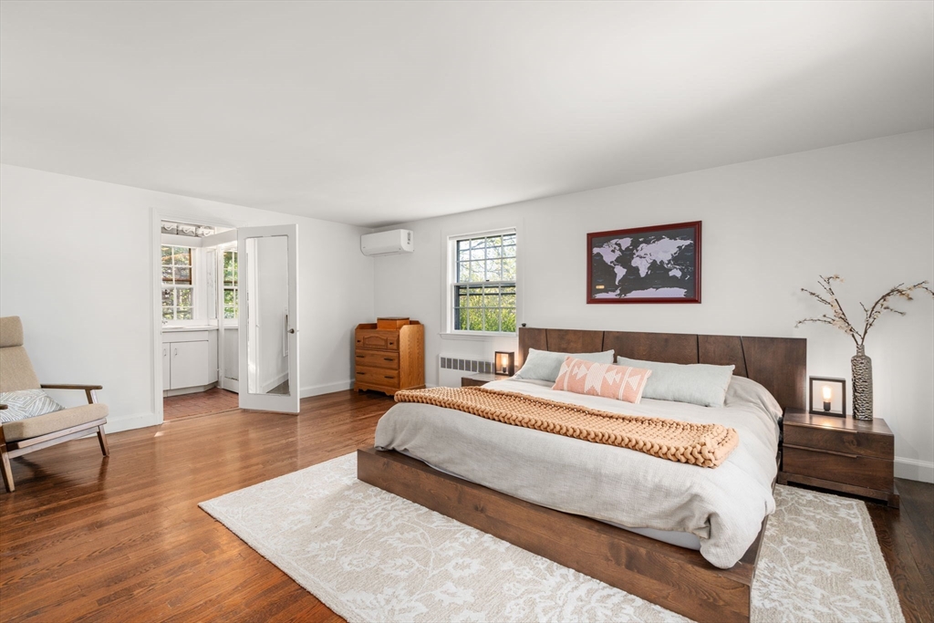 633 Boston Post Rd