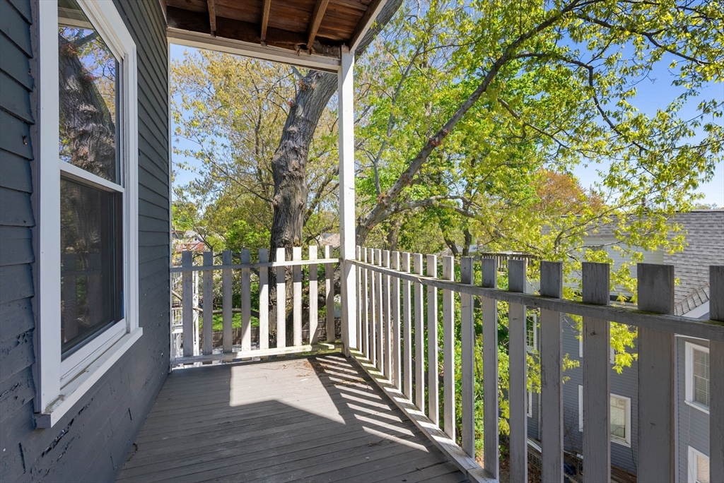34 Catherine St # 6