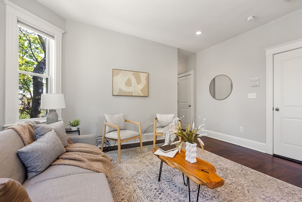 34 Catherine St # 6