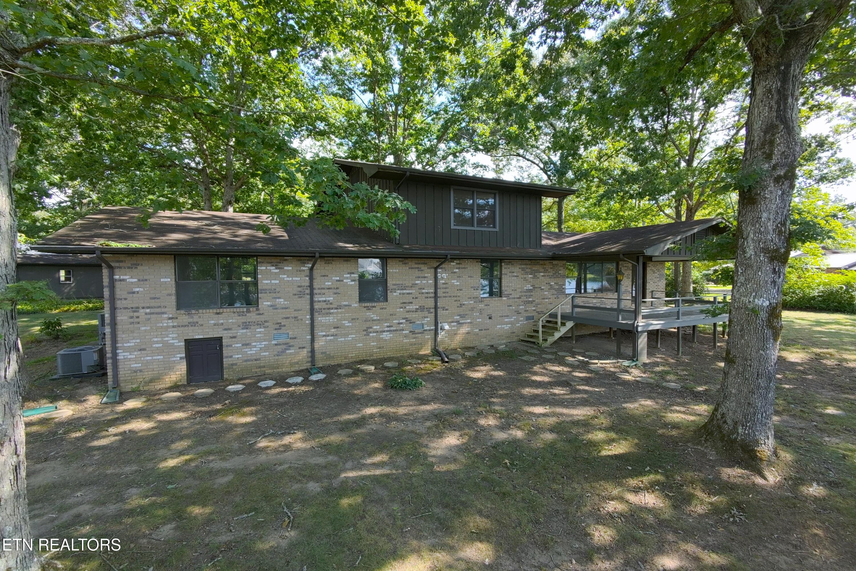 2024 Cravens Drive
