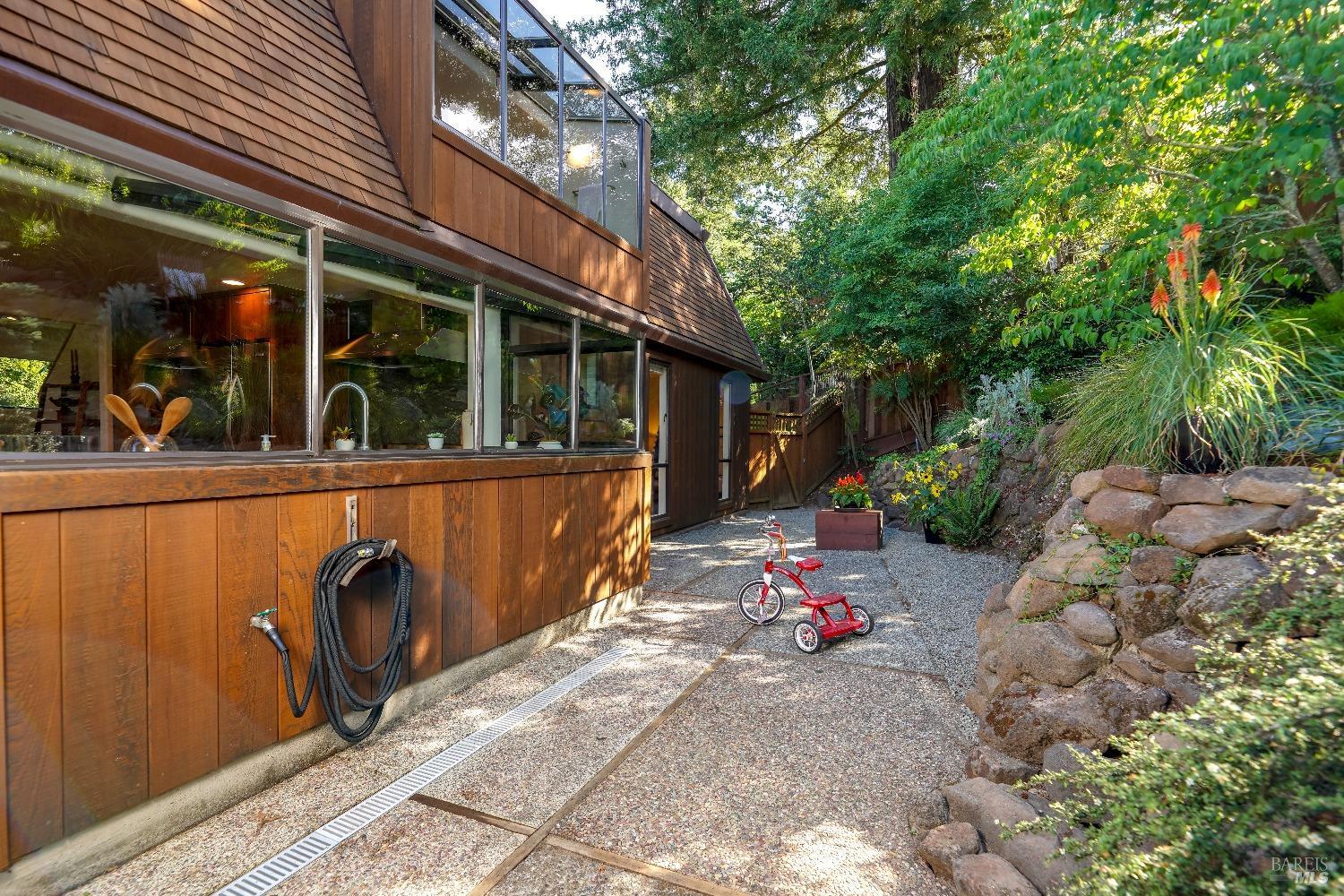 5 Alta Terrace